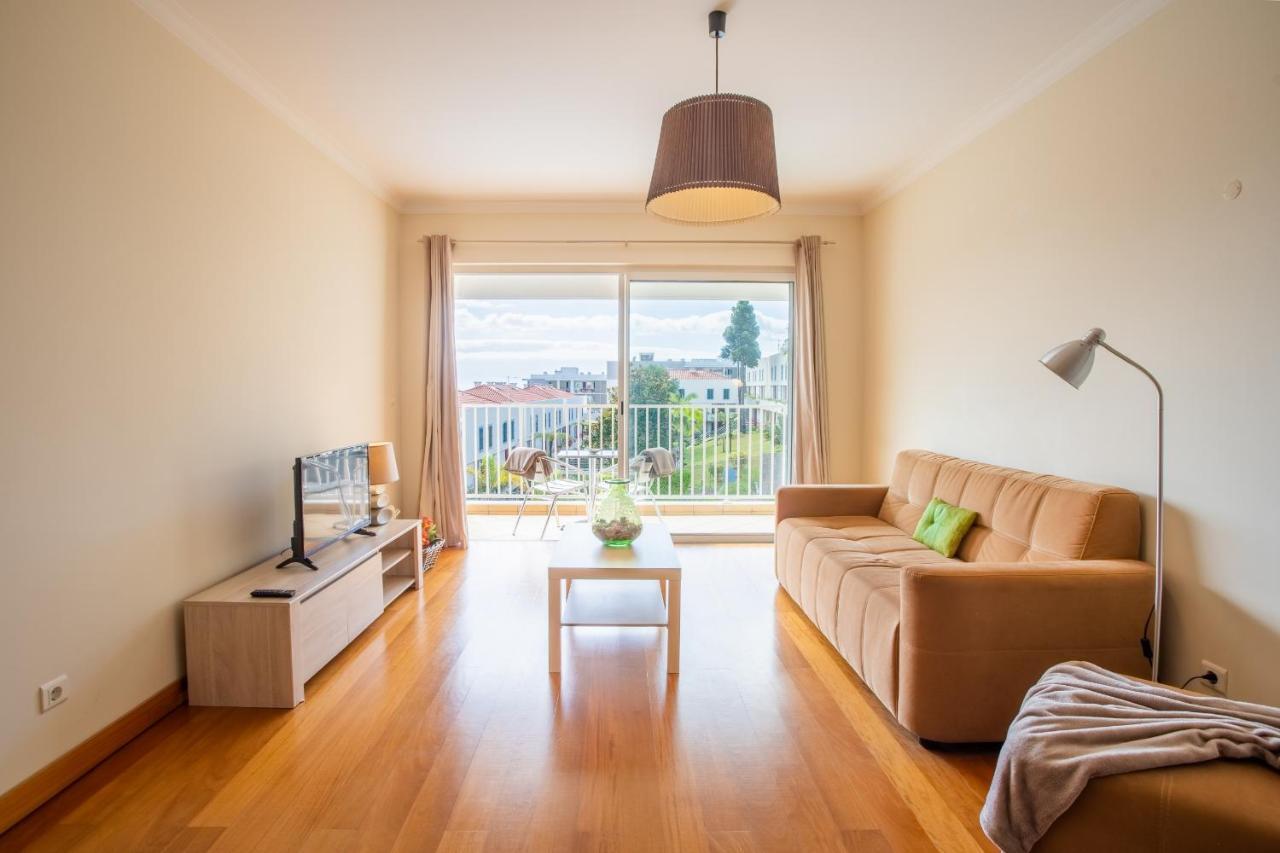 Flh Modern With Pool Appartement *